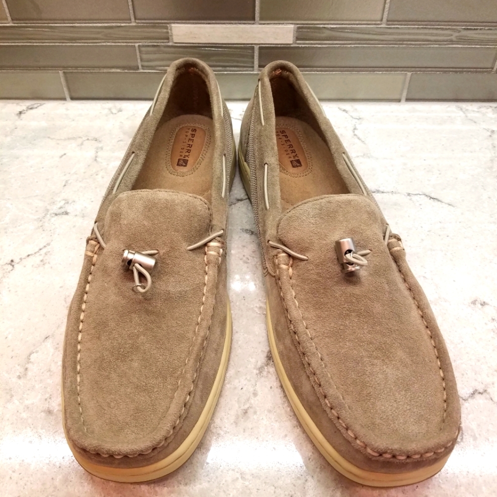 SUEDE SPERRY SLIP ON SHOES
